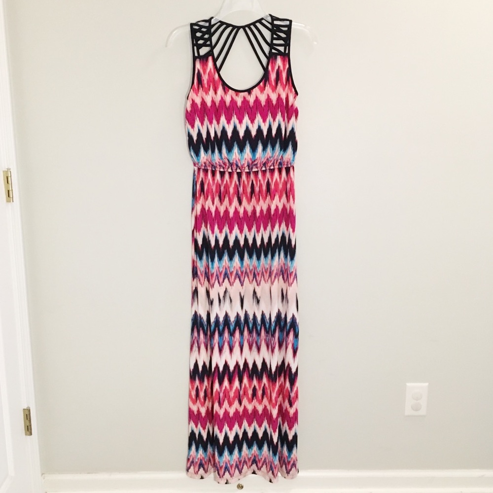Trixxi Maxi Dress - Size Medium